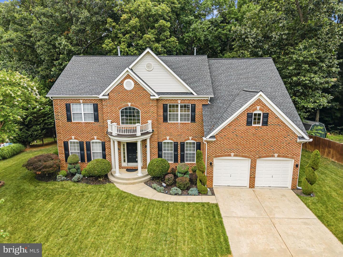 106 Whistling Wood Ct Property Photo 3