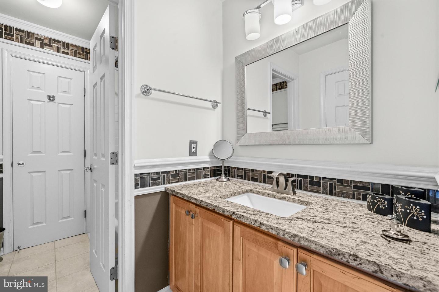 106 Whistling Wood Ct Property Photo 25
