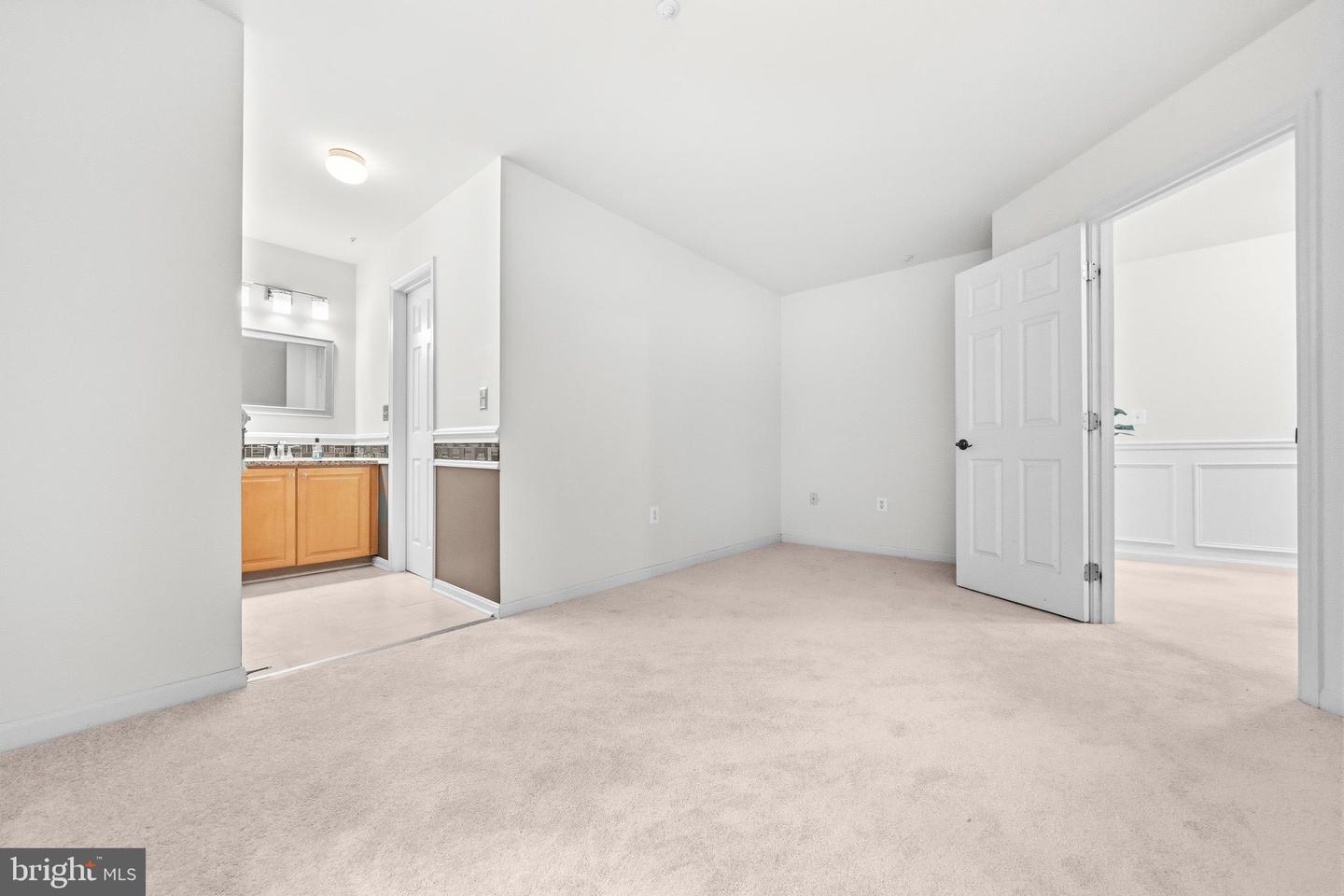106 Whistling Wood Ct Property Photo 27