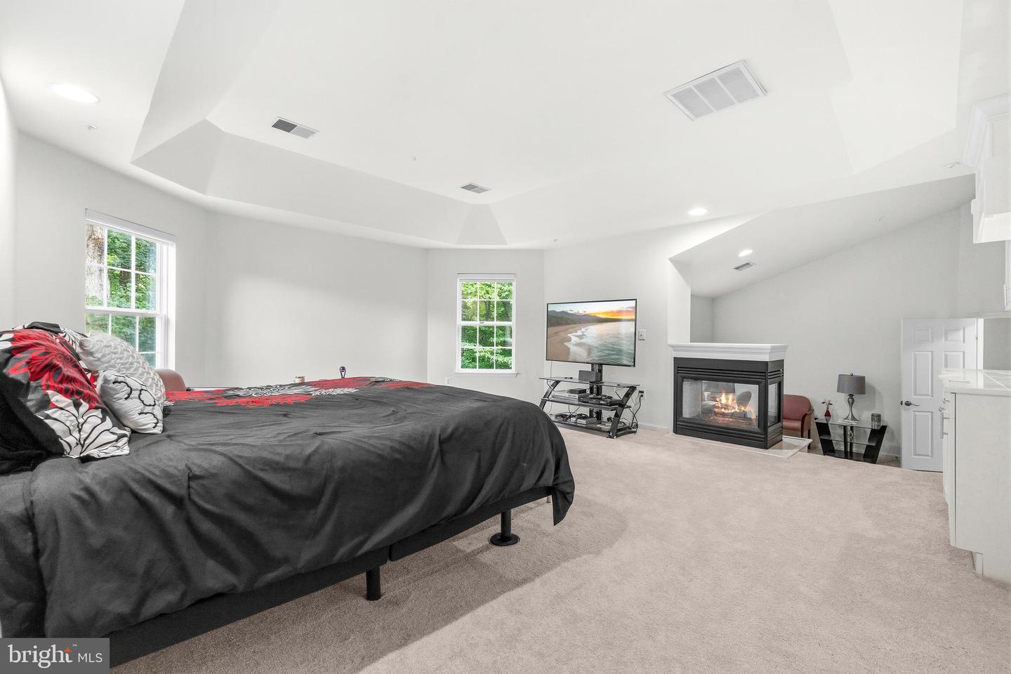106 Whistling Wood Ct Property Photo 29