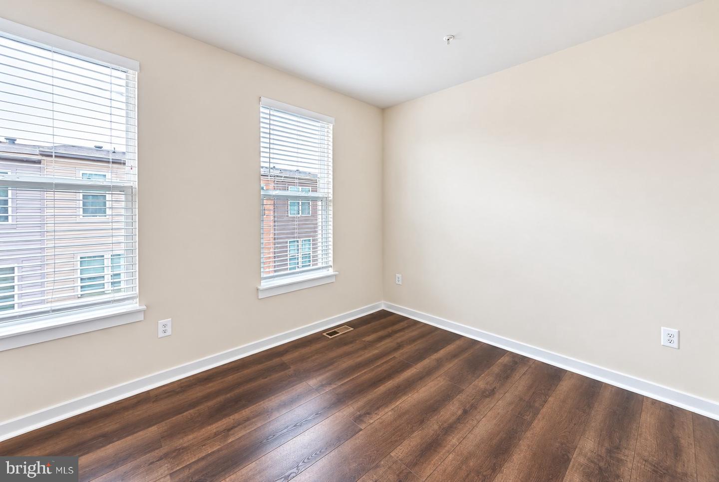 5602 Little Branch Run Property Photo 24