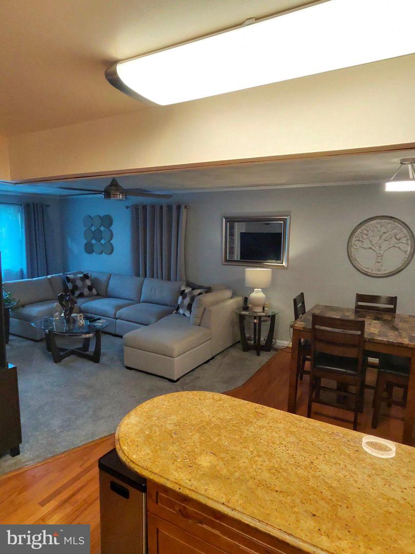 9807 Churchill Dr Property Photo 11