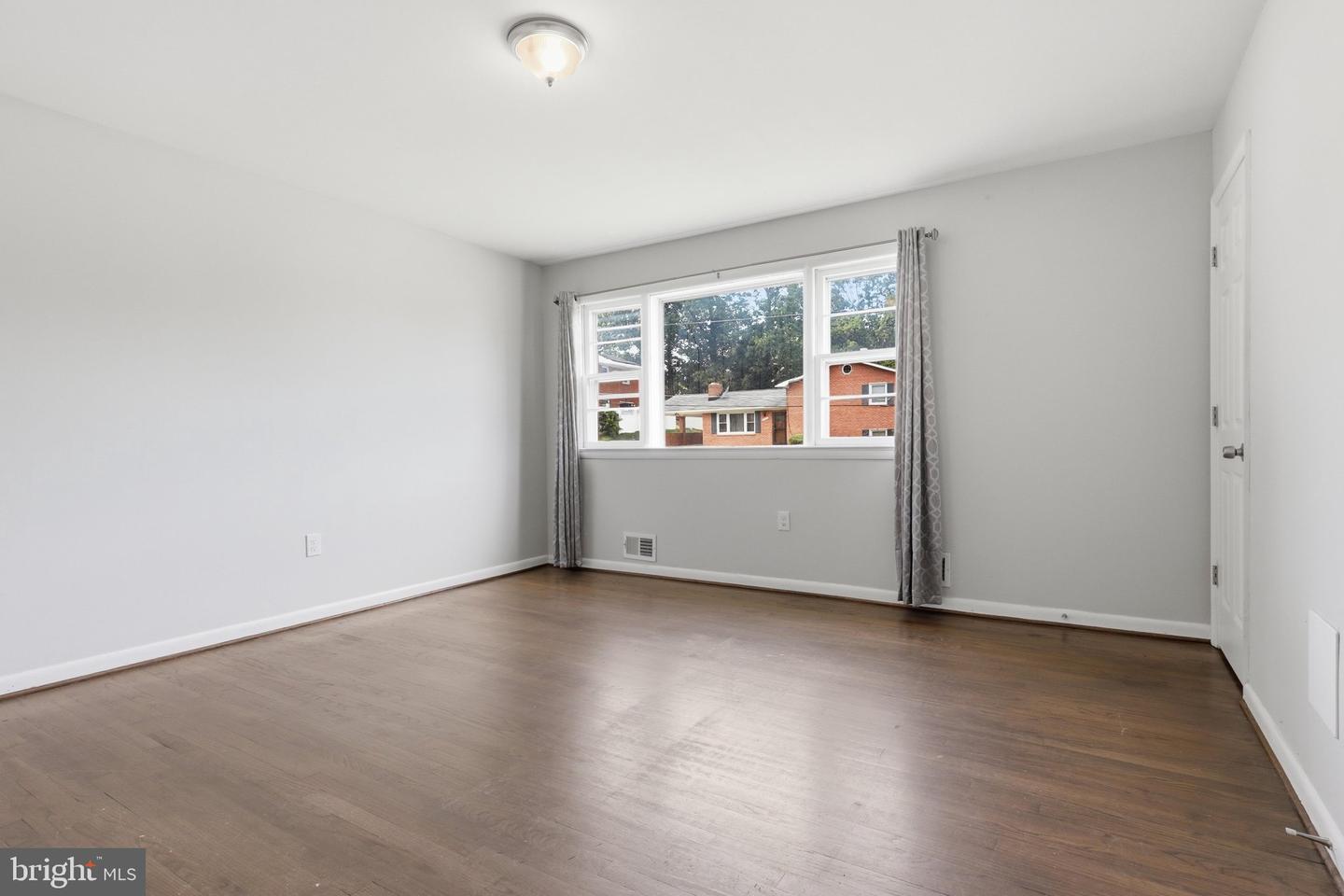 6915 Briarcliff Dr Property Photo 10