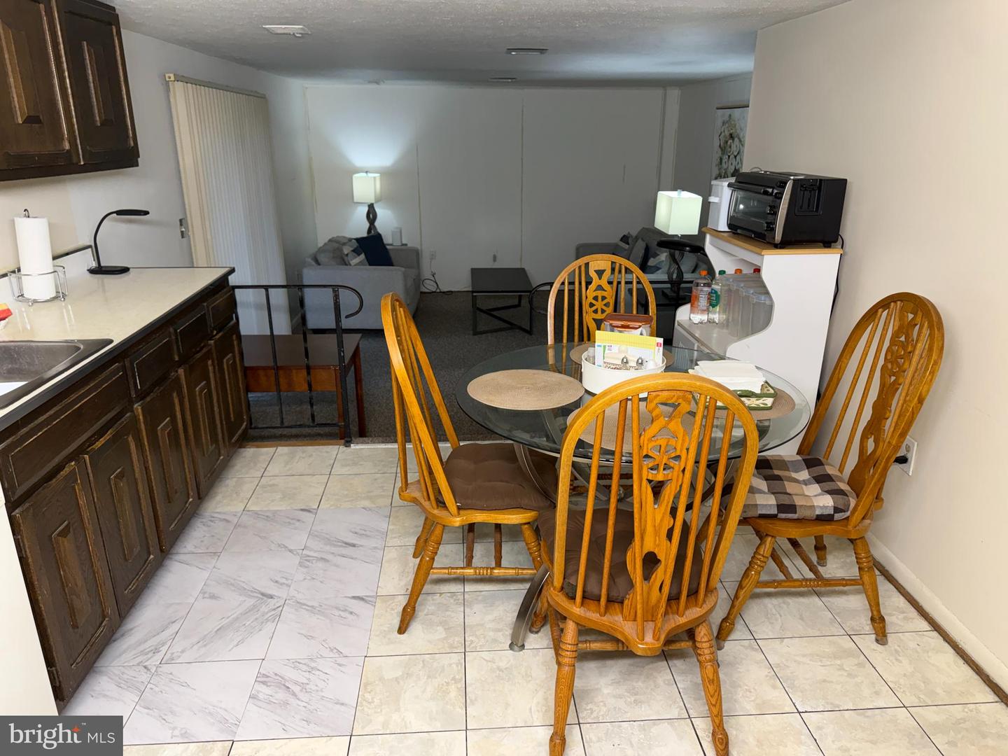 1411 Fernhill Ct Property Photo 6