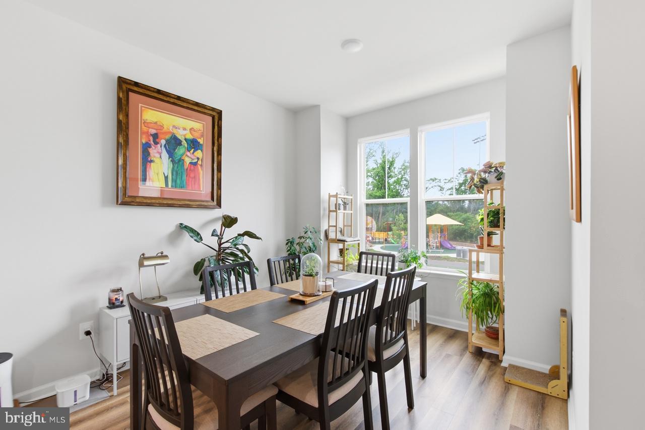 3469 Carnaby St Property Photo 8