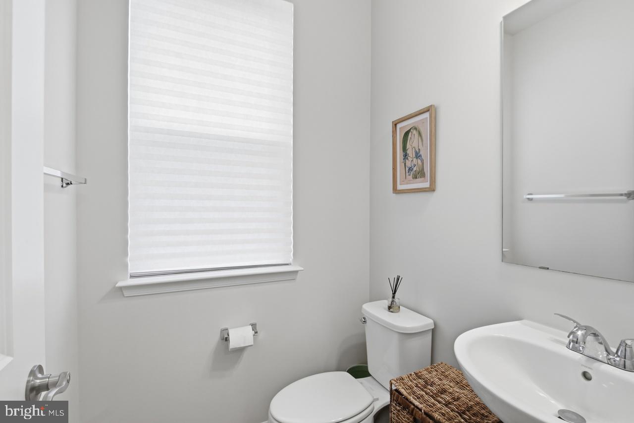 3469 Carnaby St Property Photo 15