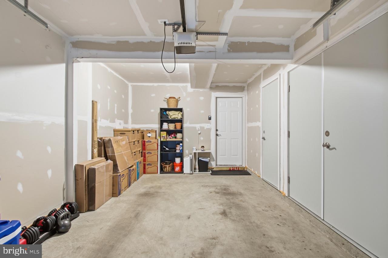 3469 Carnaby St Property Photo 33