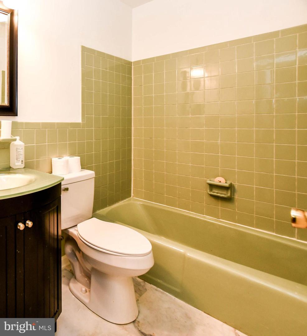 7425 Calder Dr Property Photo 42