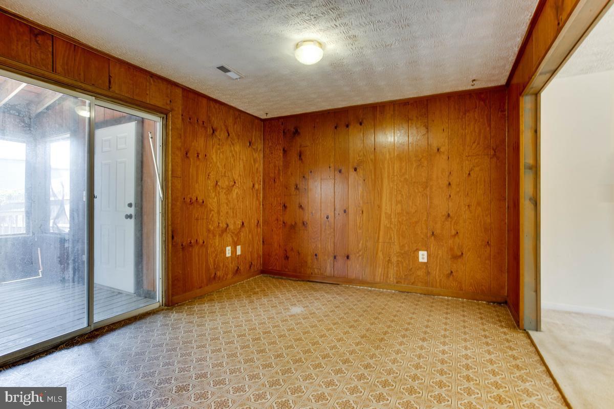 9018 Cheval Ln Property Photo 12