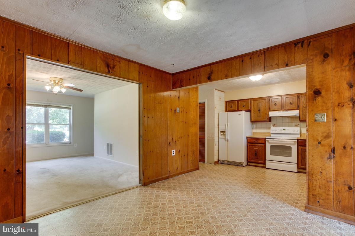 9018 Cheval Ln Property Photo 13