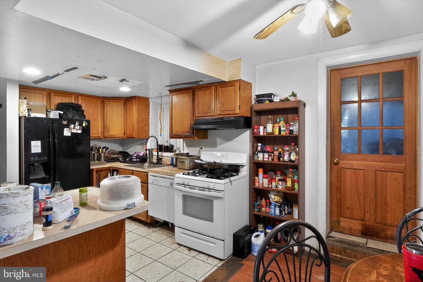 1310 Alberta Dr Property Photo 6