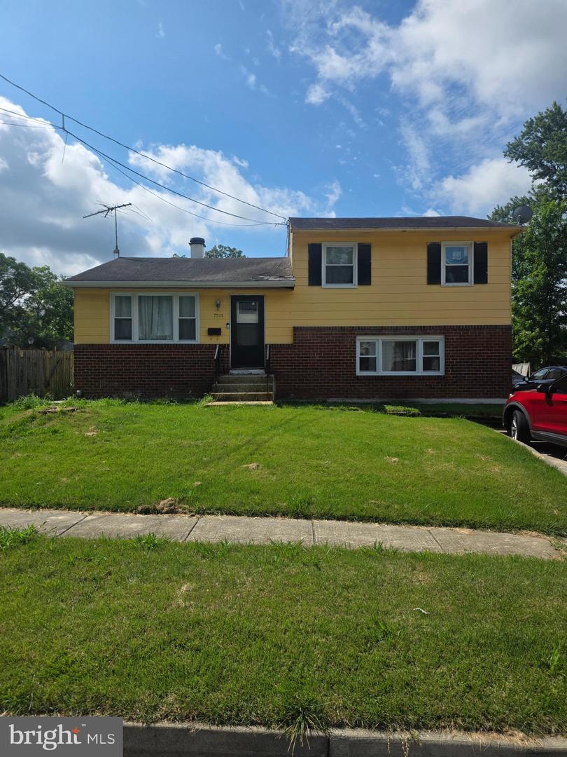 7511 Newberry Ln Property Photo 1