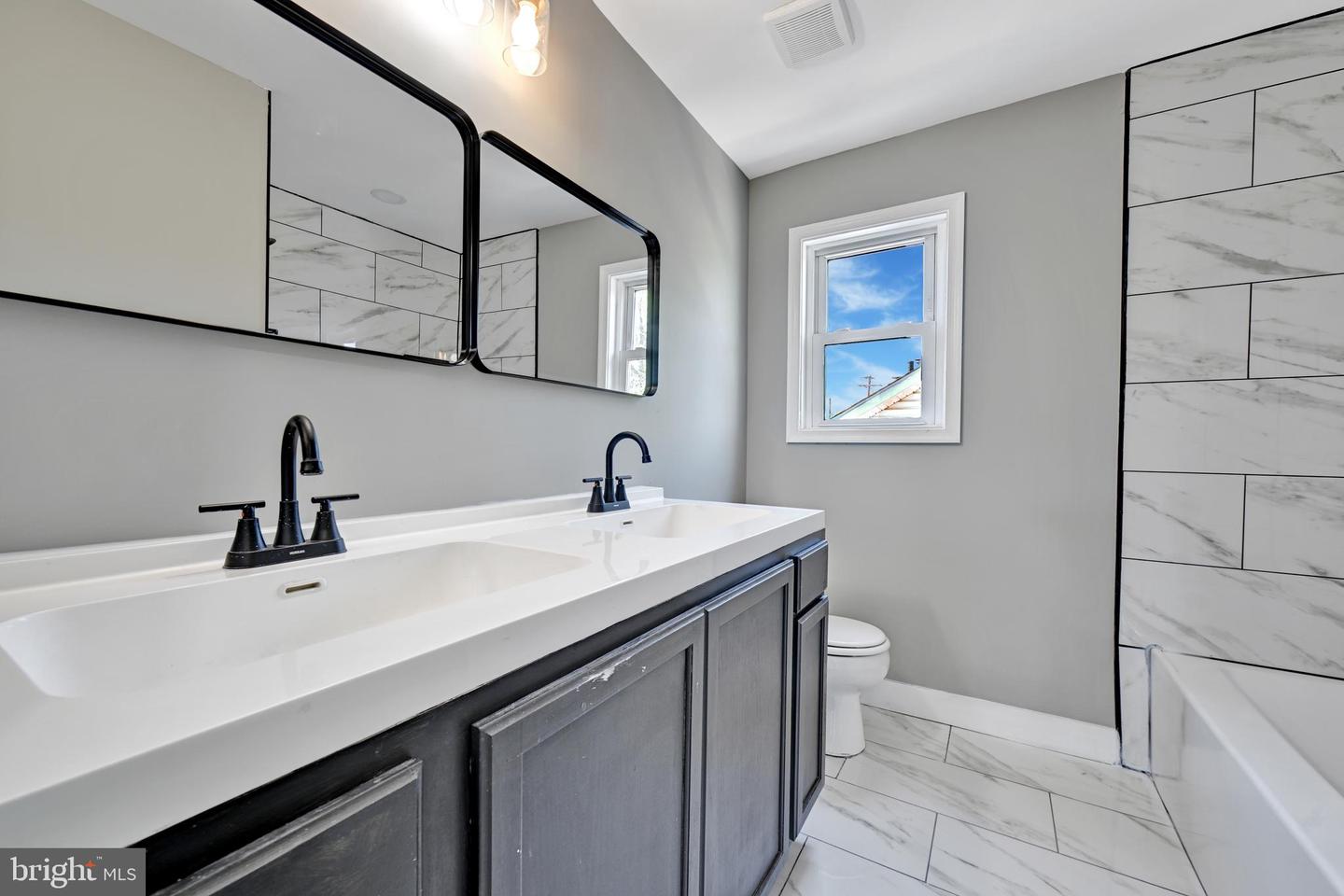 5008 Tuckerman St Property Photo 16