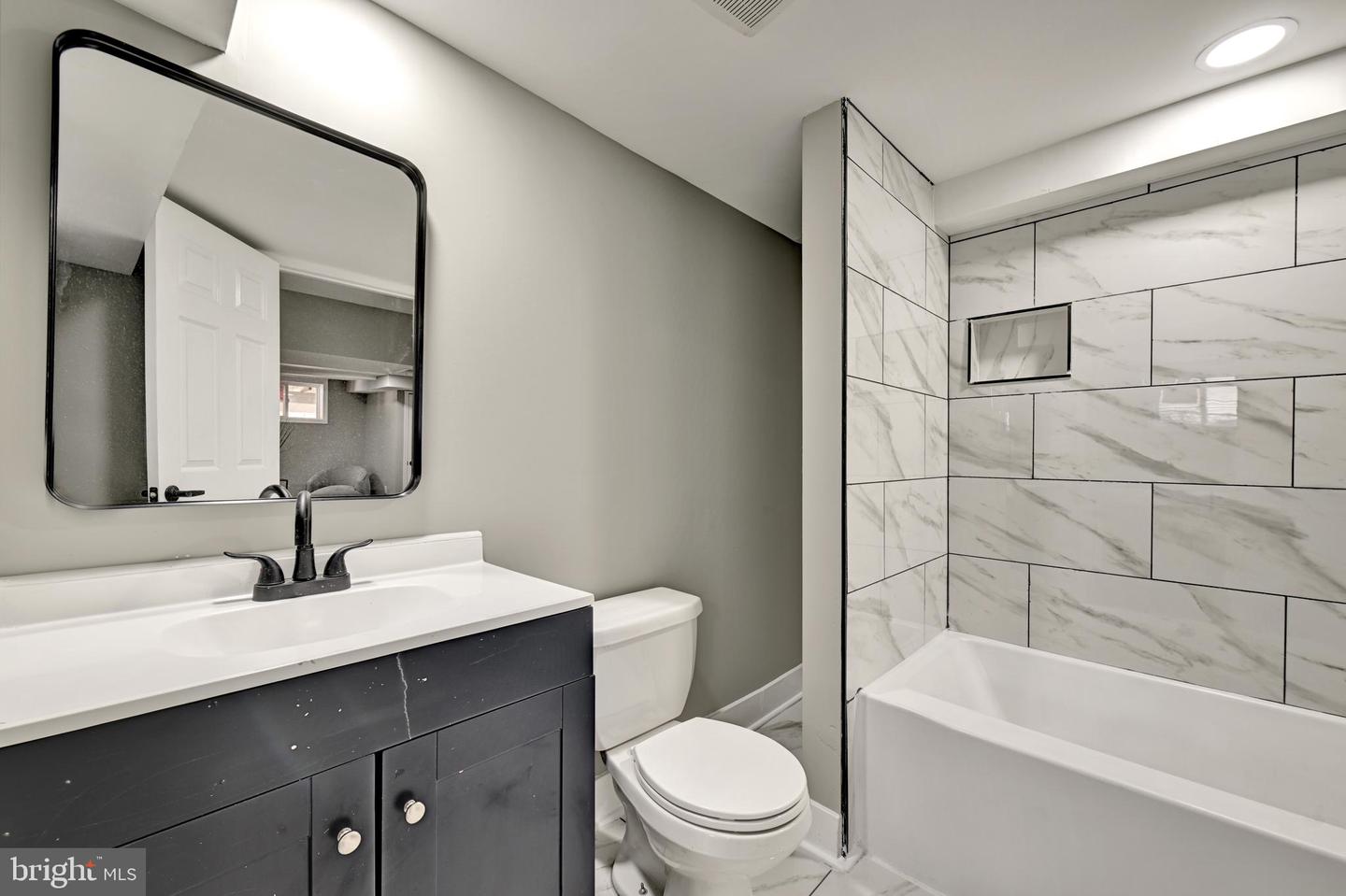5008 Tuckerman St Property Photo 50