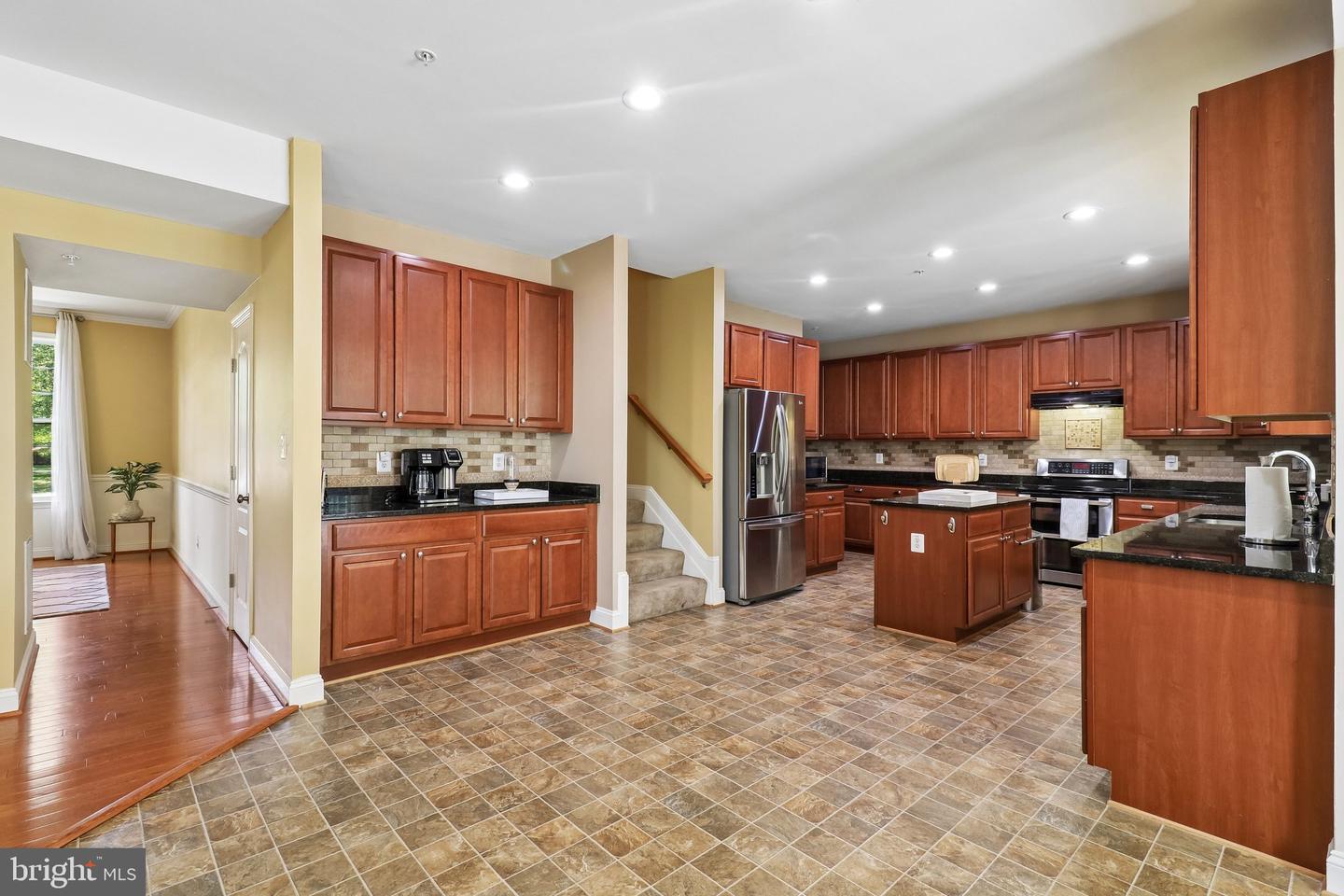 1613 Braemar Ct Property Photo 23