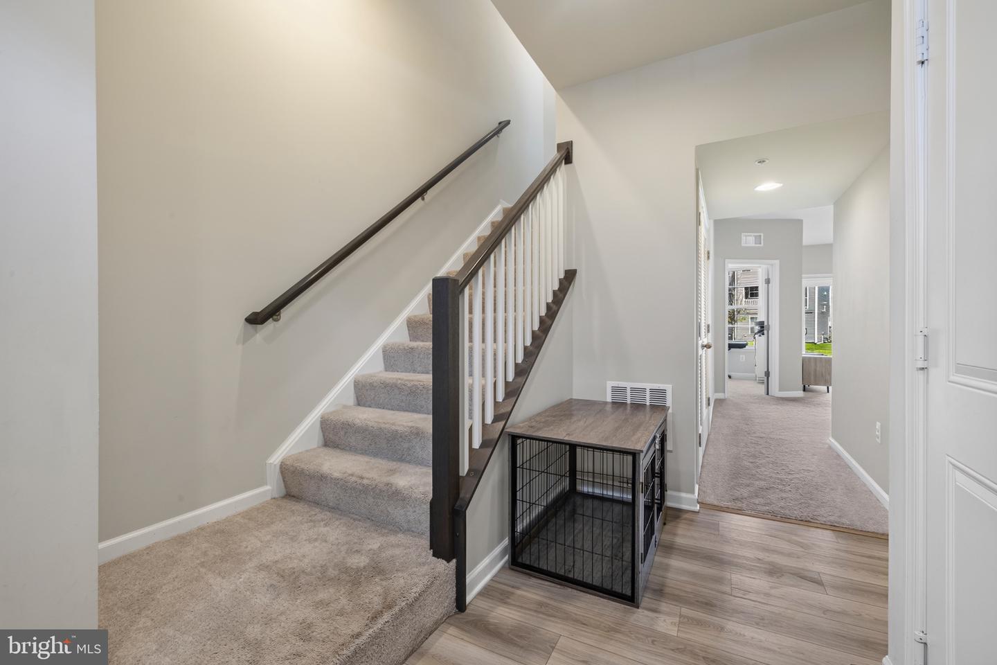 1042 High Point Trl Property Photo 5