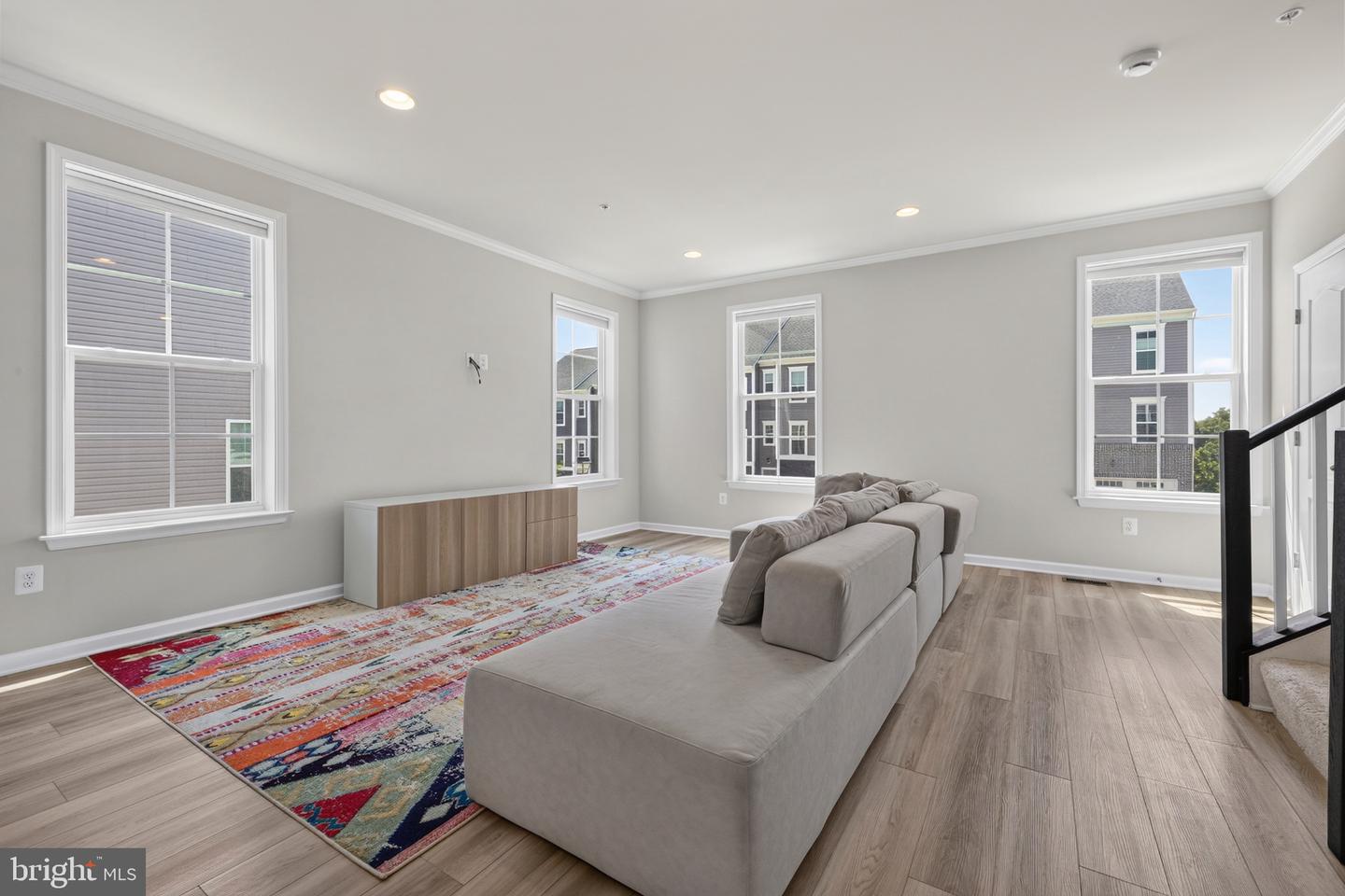 1042 High Point Trl Property Photo 10