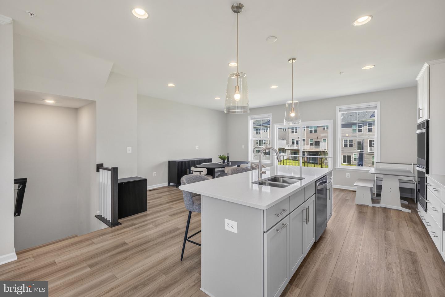 1042 High Point Trl Property Photo 19