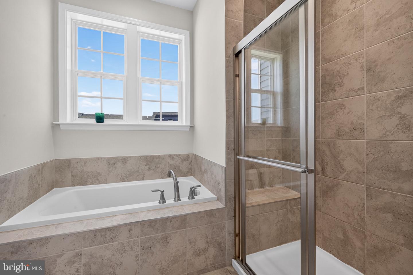 1042 High Point Trl Property Photo 36