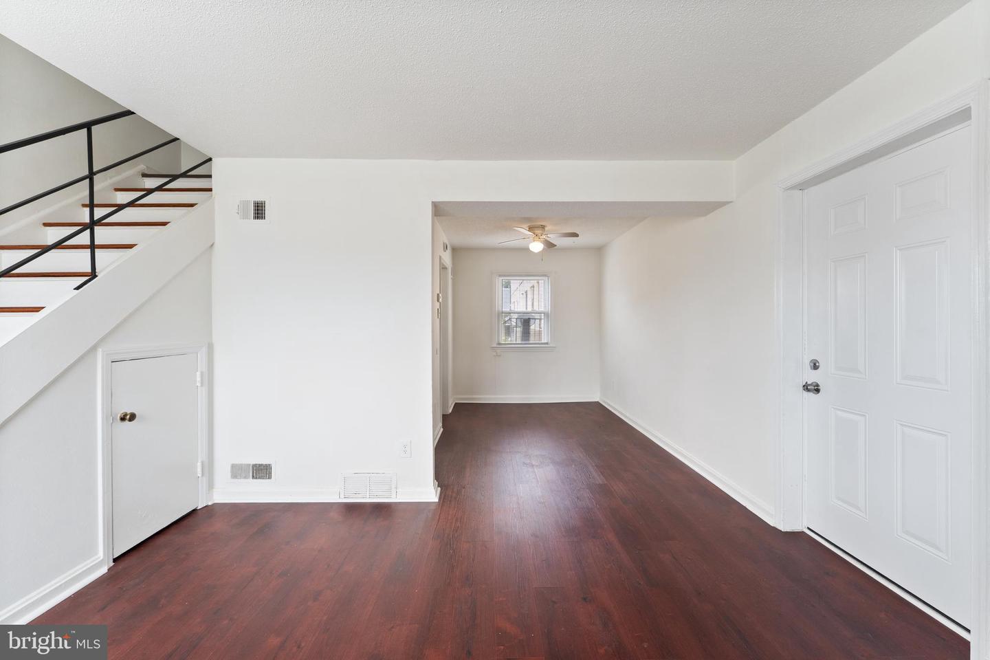 2510 Iverson St Property Photo 4