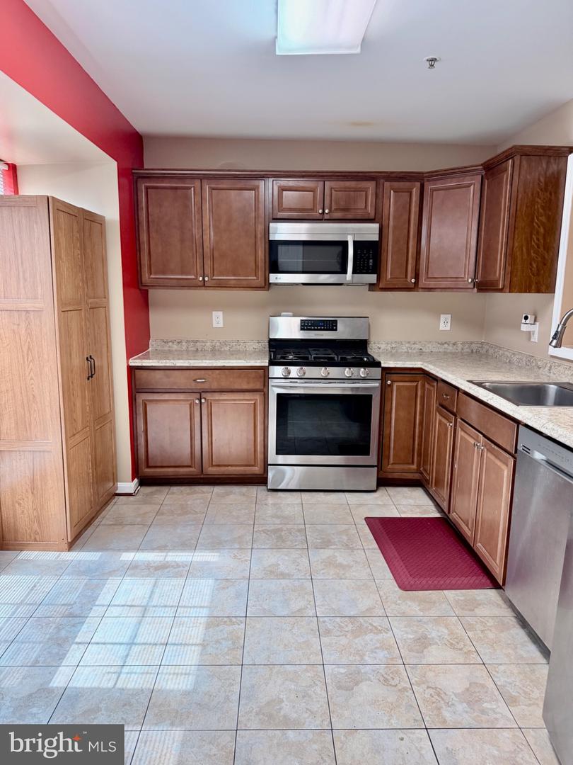 3410 Little Hill Ln Property Photo 6