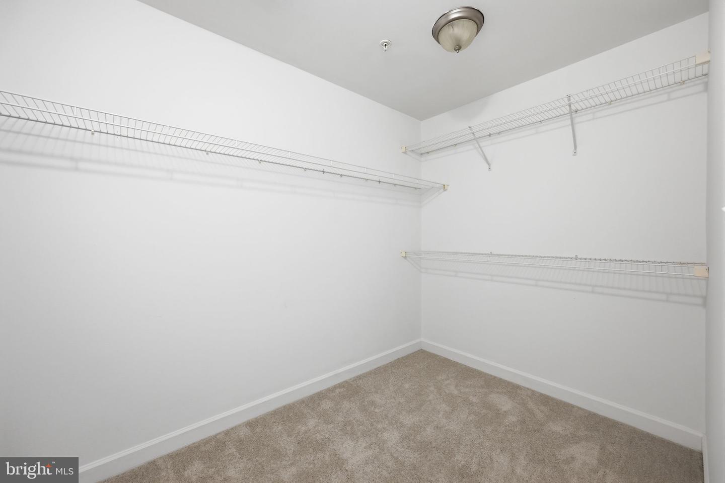 14658 Hawley Ln Property Photo 23