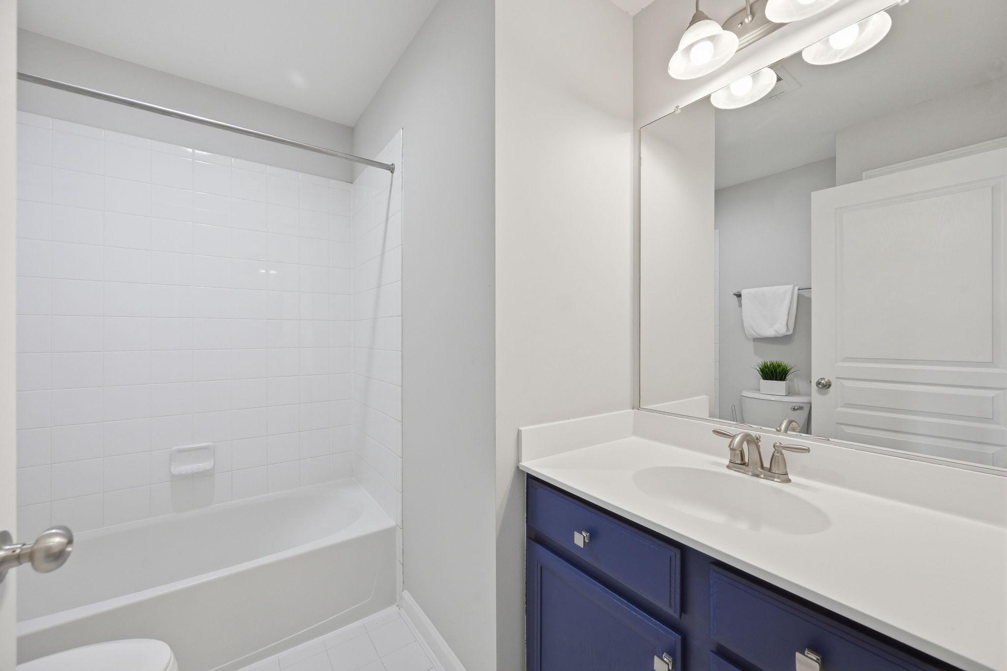 14658 Hawley Ln Property Photo 25