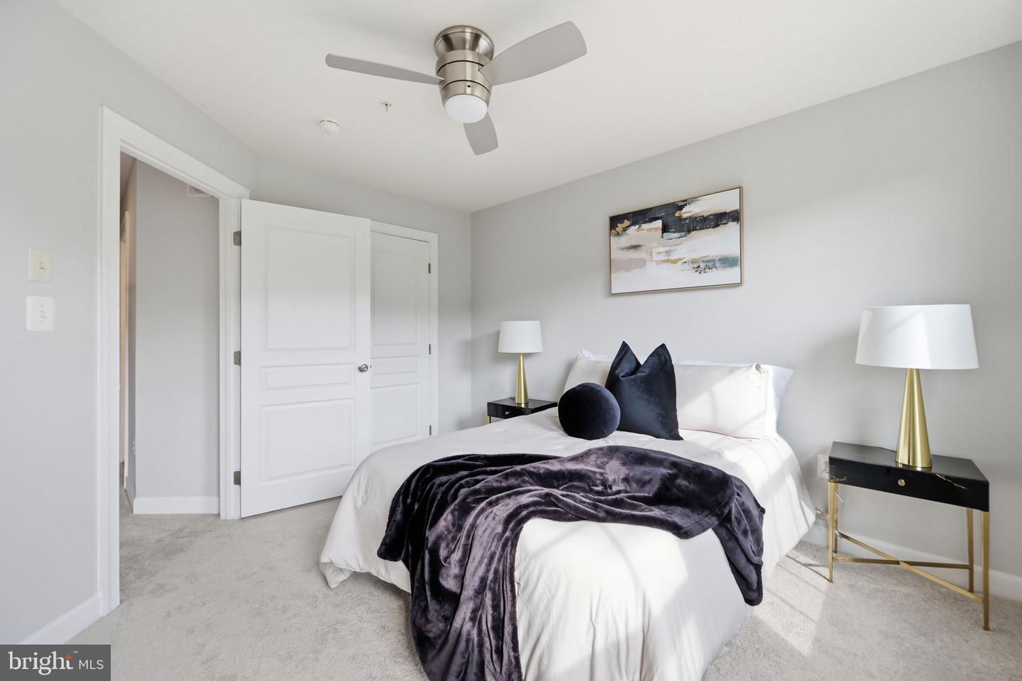14658 Hawley Ln Property Photo 27