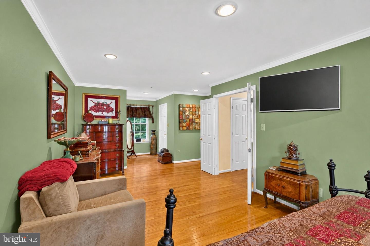 9106 Helmsley Dr Property Photo 18