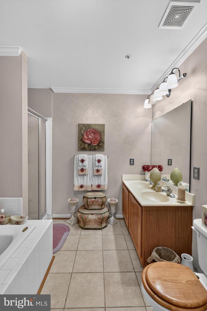 9106 Helmsley Dr Property Photo 20