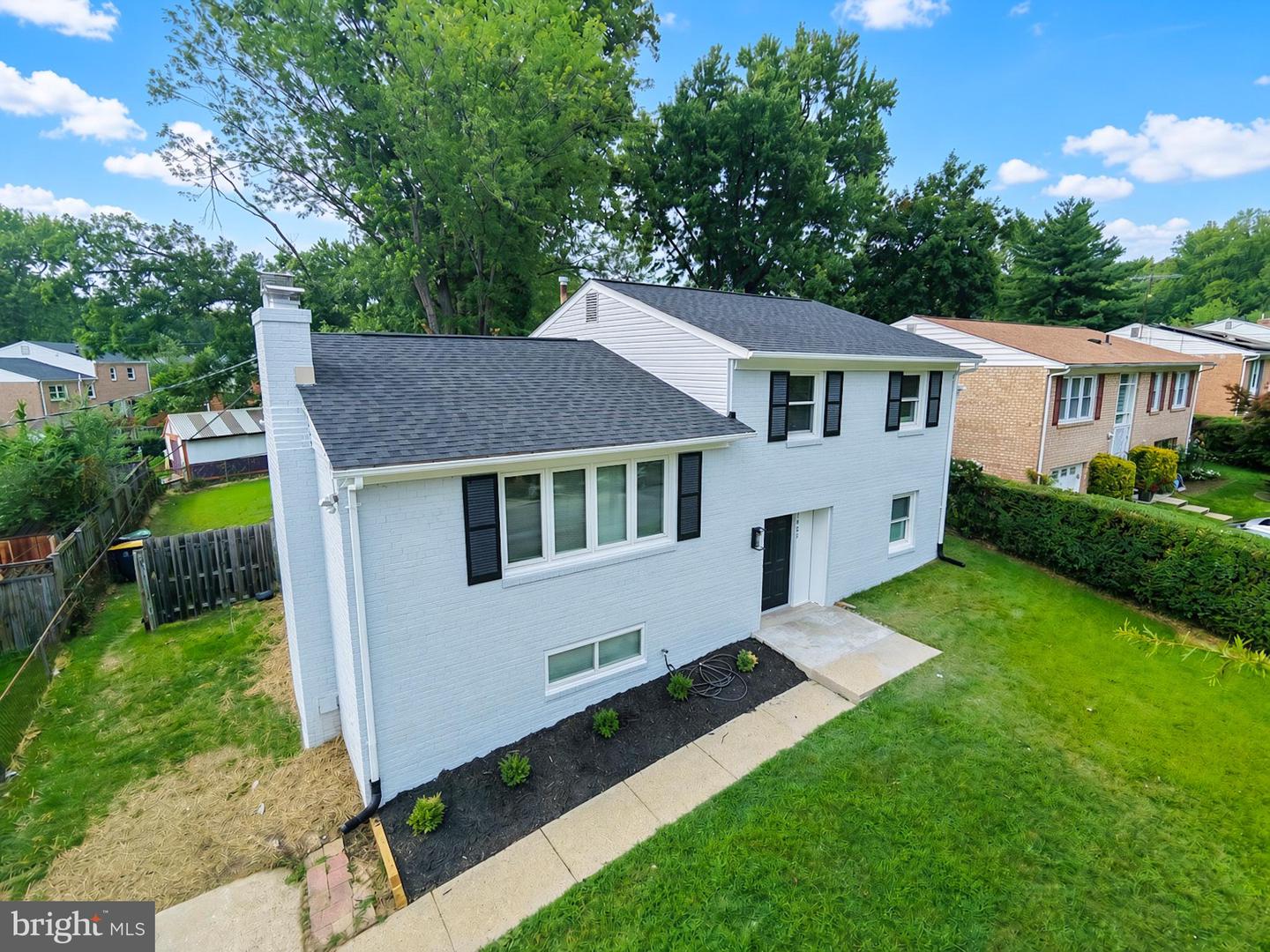 1407 Waterford Dr Property Photo 4