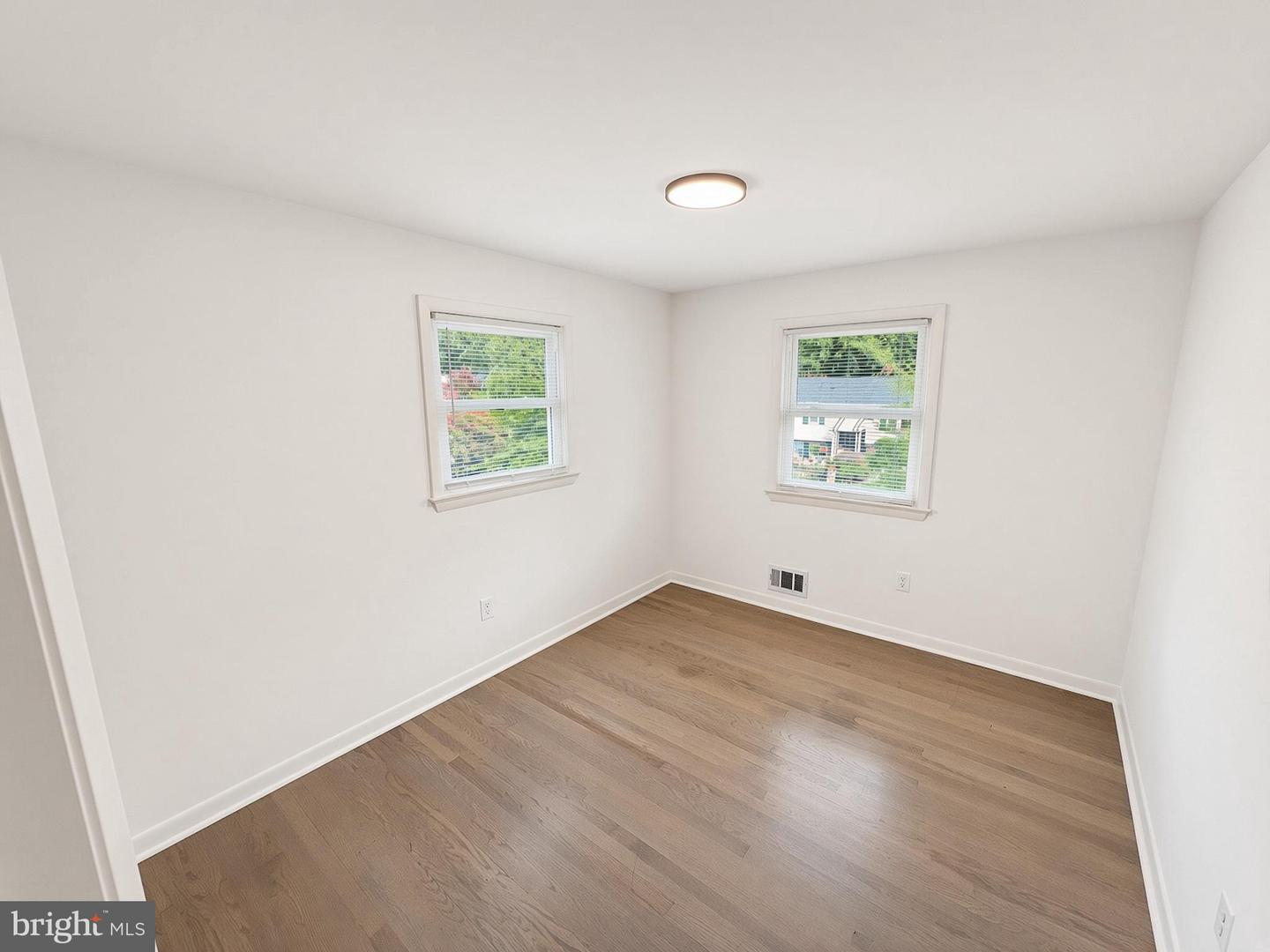 1407 Waterford Dr Property Photo 43