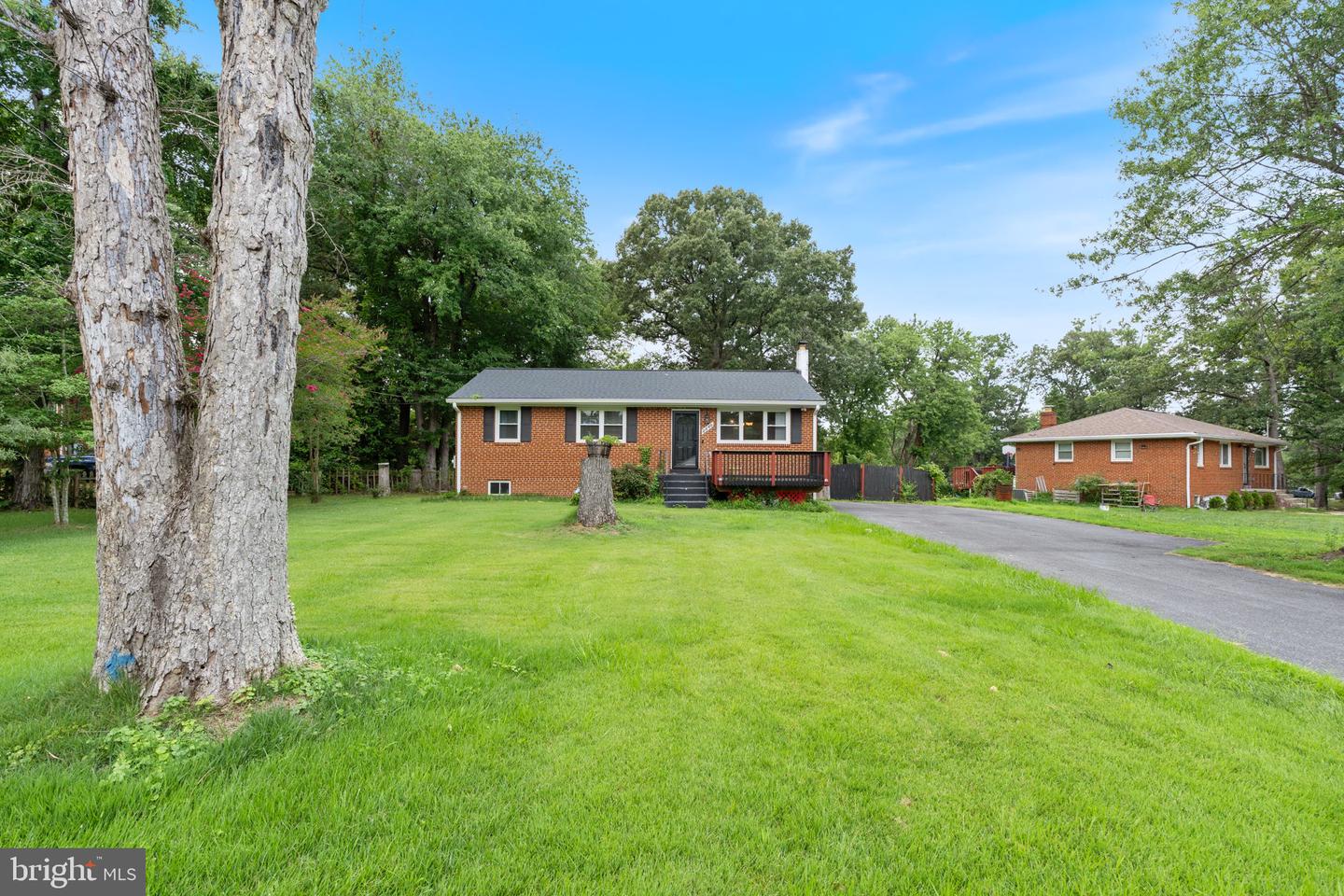 2540 Oak Glen Way Property Photo 1