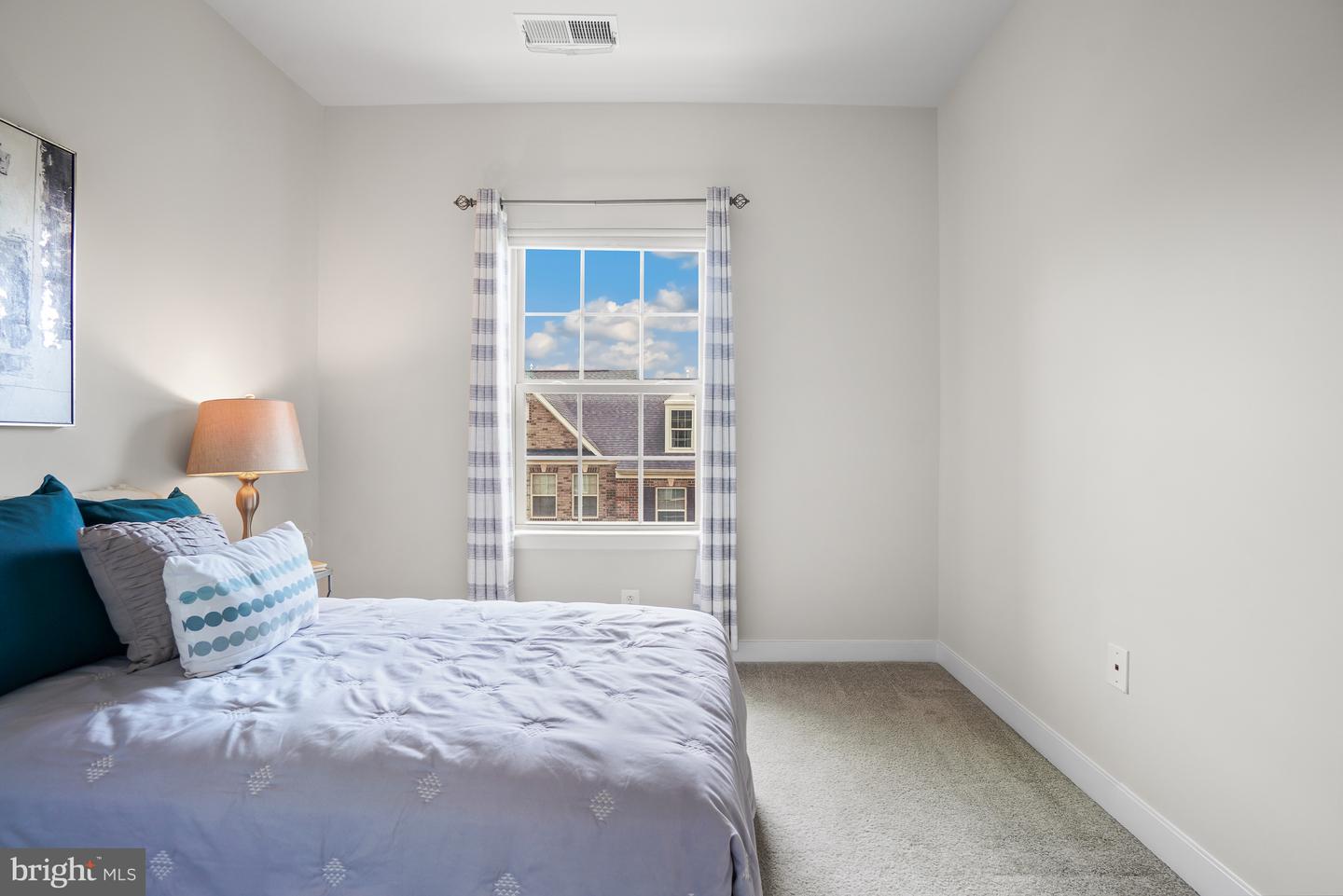 8015 Spring Arbor Dr Property Photo 28