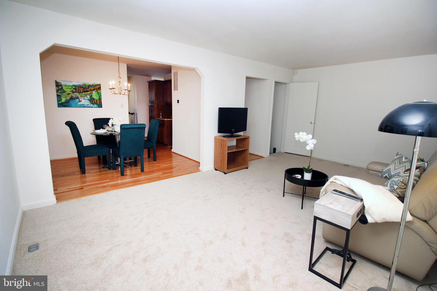 5932 Saint Moritz Dr Property Photo 8