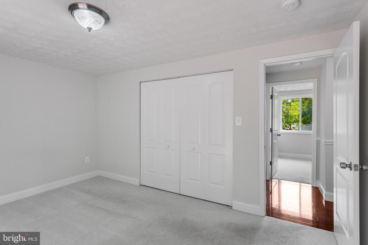 6000 Clinton Way Property Photo 14