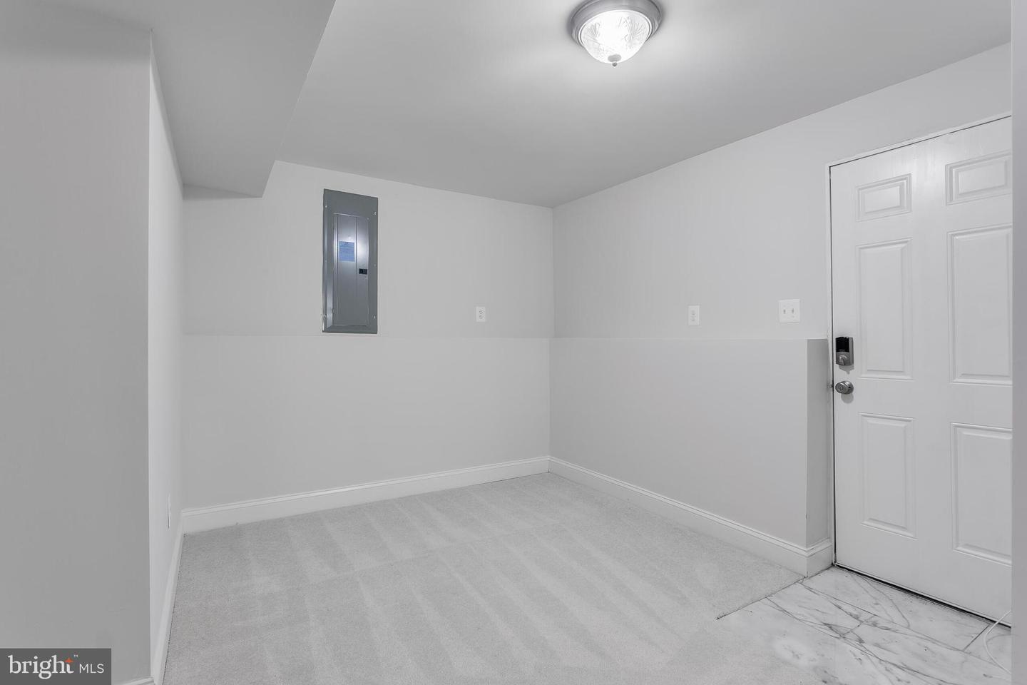 6000 Clinton Way Property Photo 22