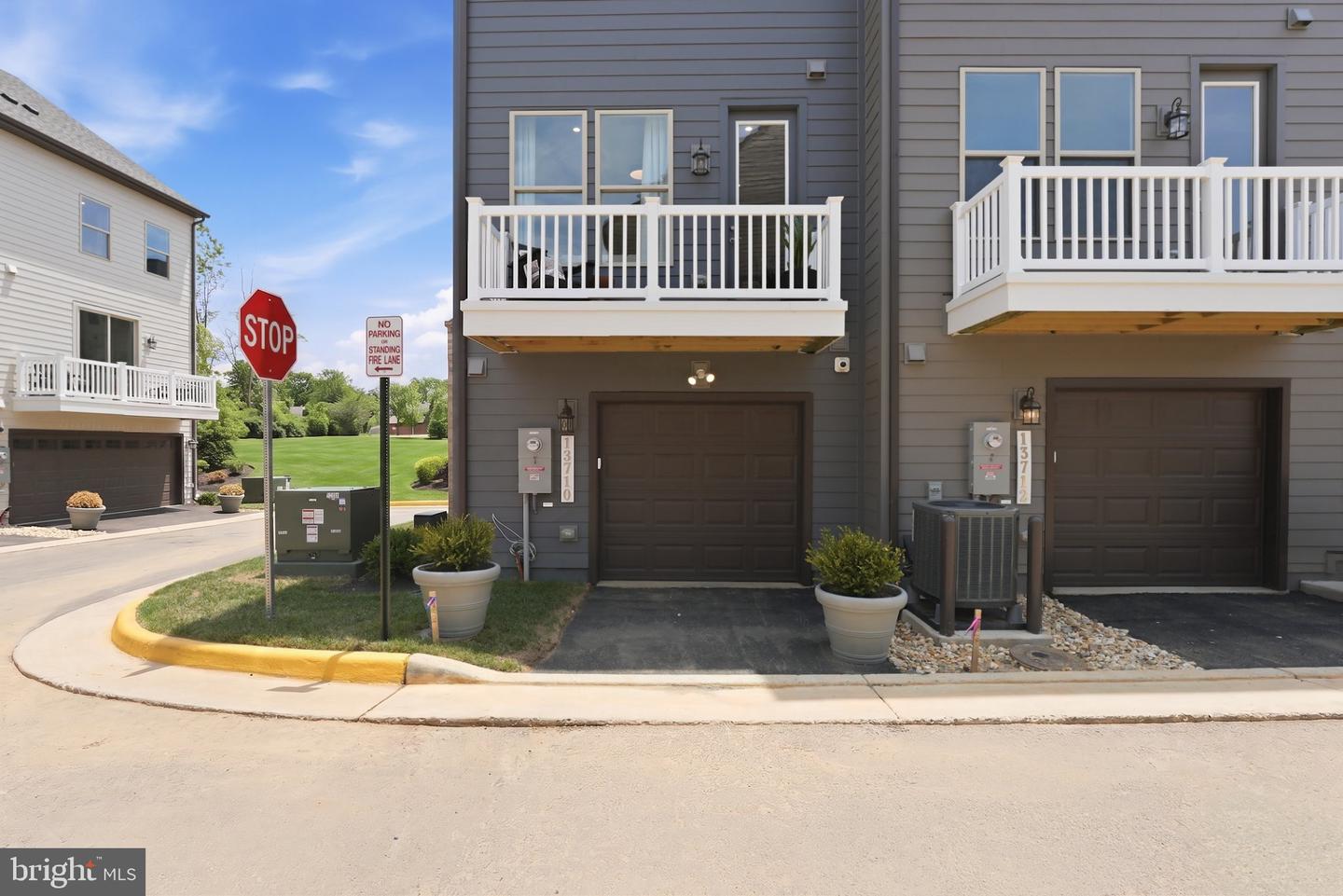 6011 Beake St Property Photo 24