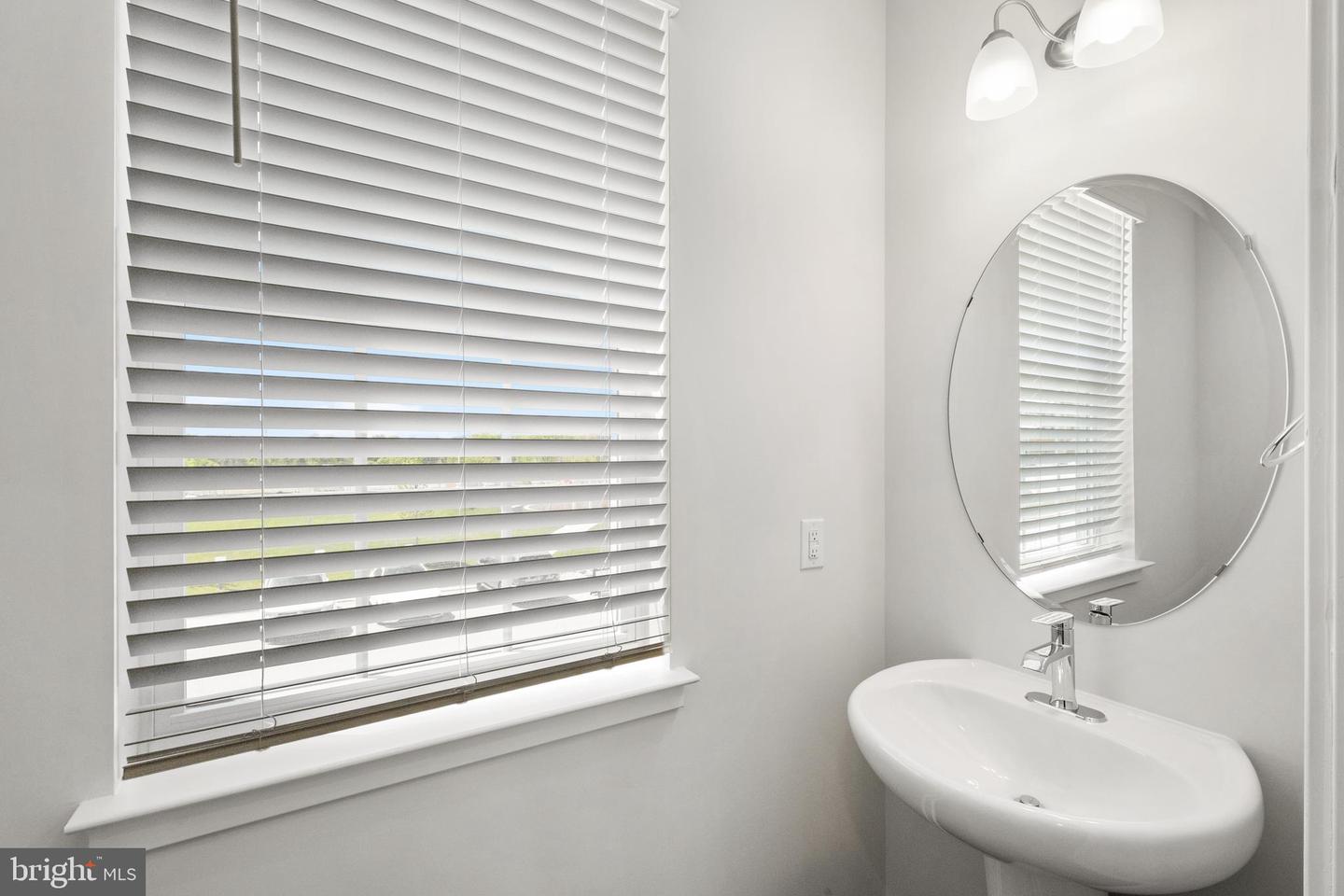 7539 Silver Thread Way Property Photo 18