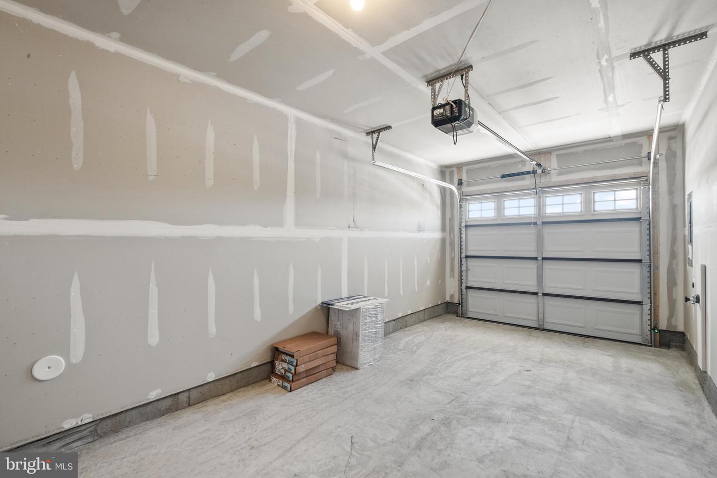 7539 Silver Thread Way Property Photo 23