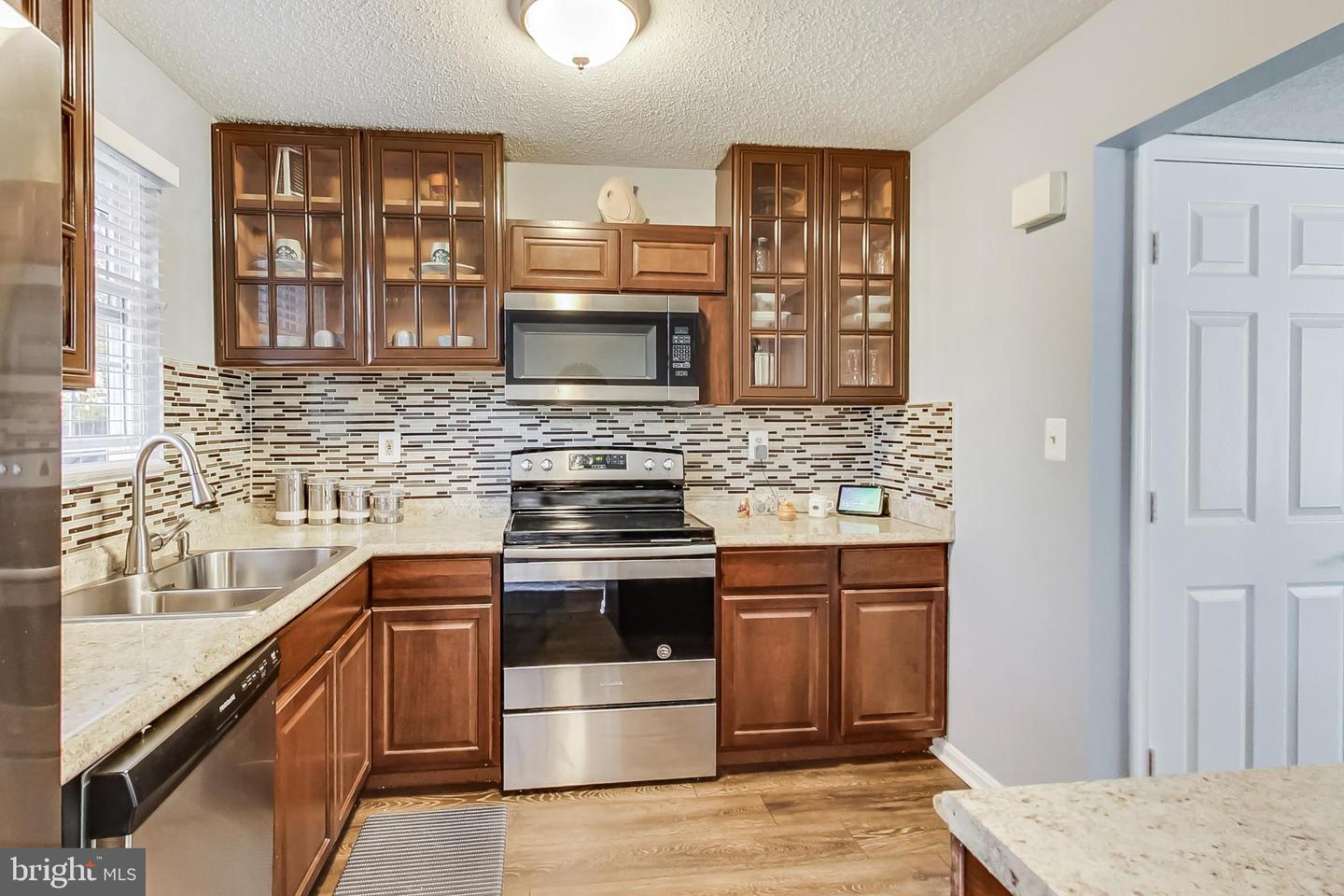 6730 Mountain Lake Pl Property Photo 15