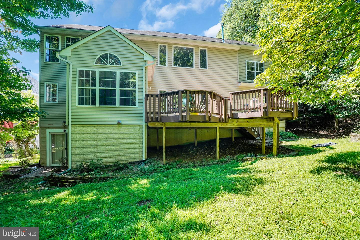 15611 Straughn Dr Property Photo 8