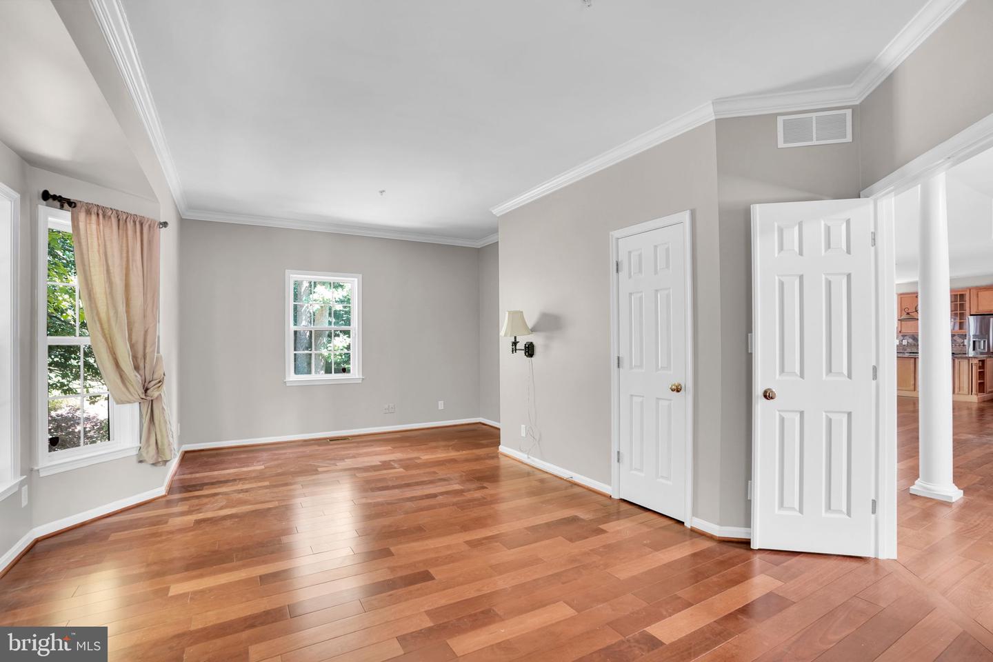 15611 Straughn Dr Property Photo 28