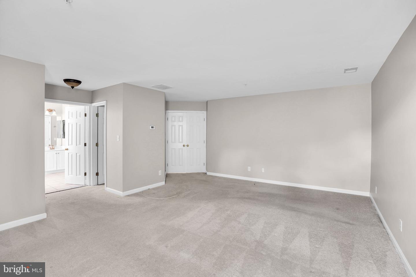 15611 Straughn Dr Property Photo 40