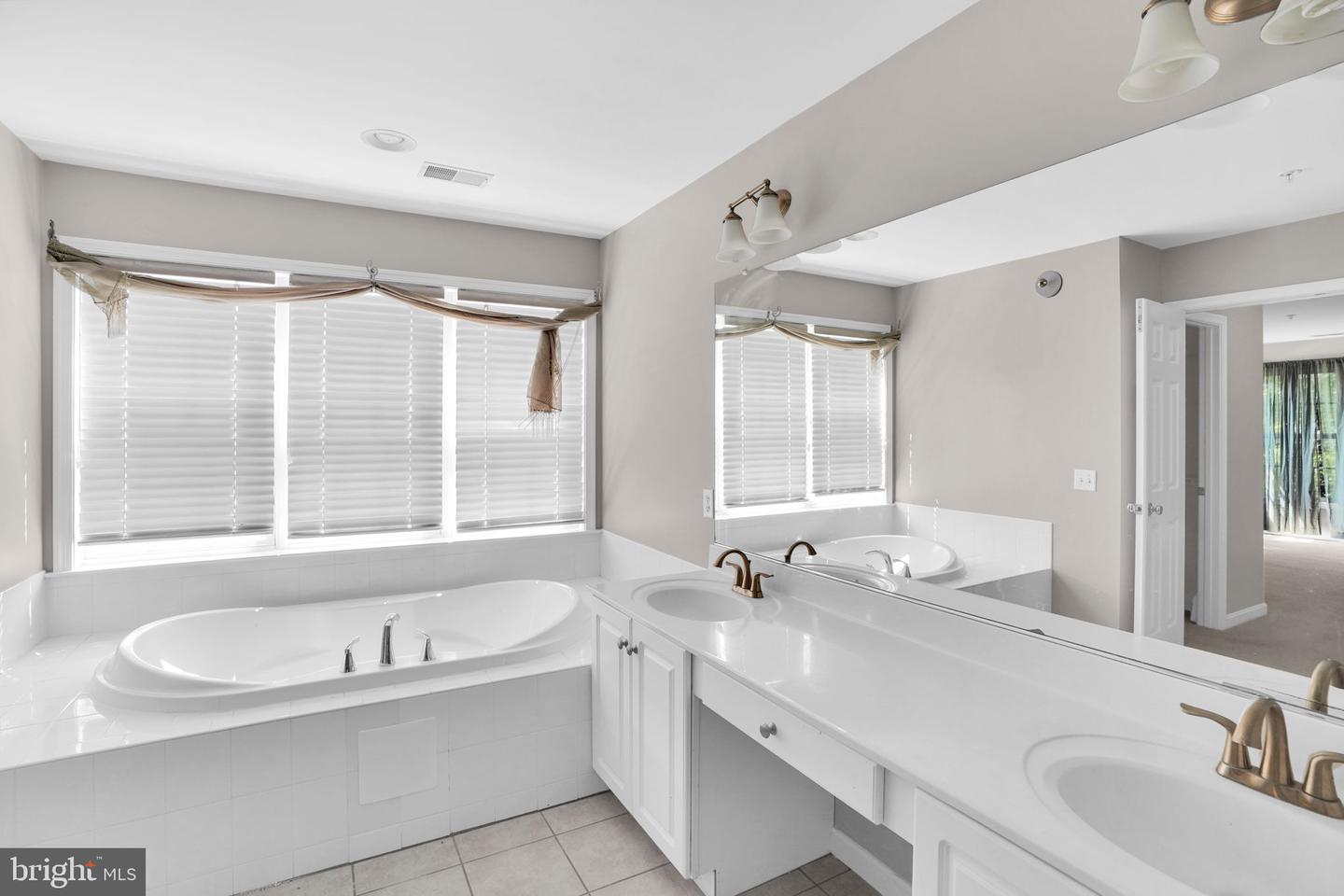 15611 Straughn Dr Property Photo 43