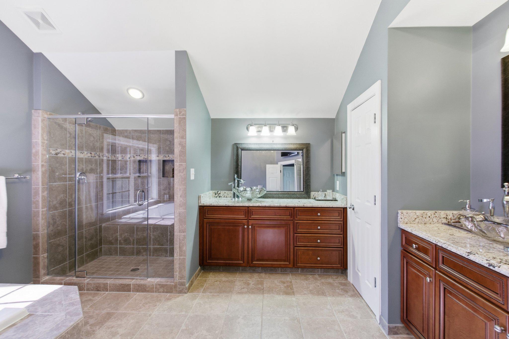 2405 Turngate Ct Property Photo 55