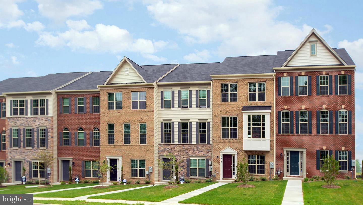 2621 Campus Way N Property Photo 1