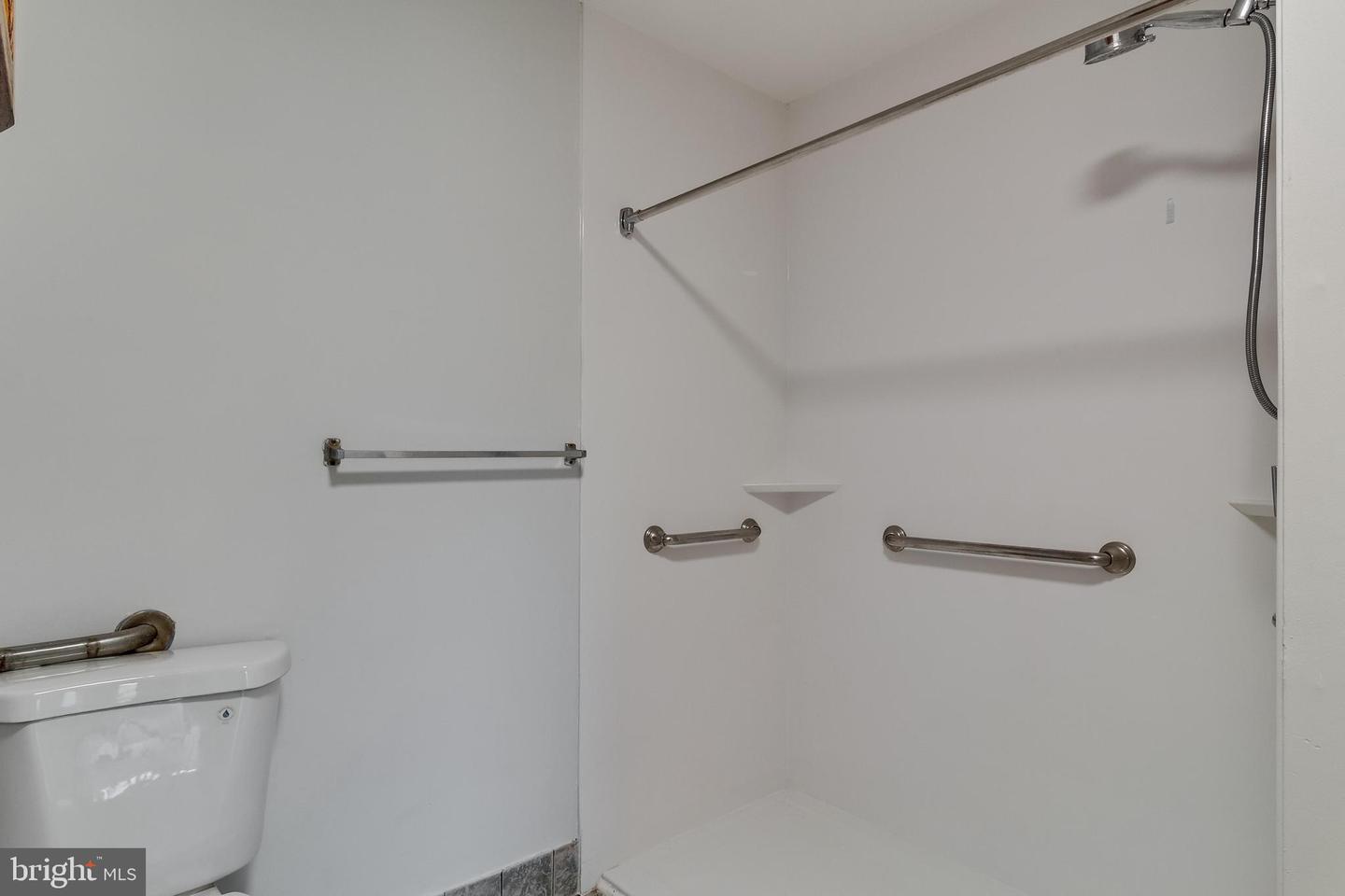 16601 Nottingham Rd Property Photo 29