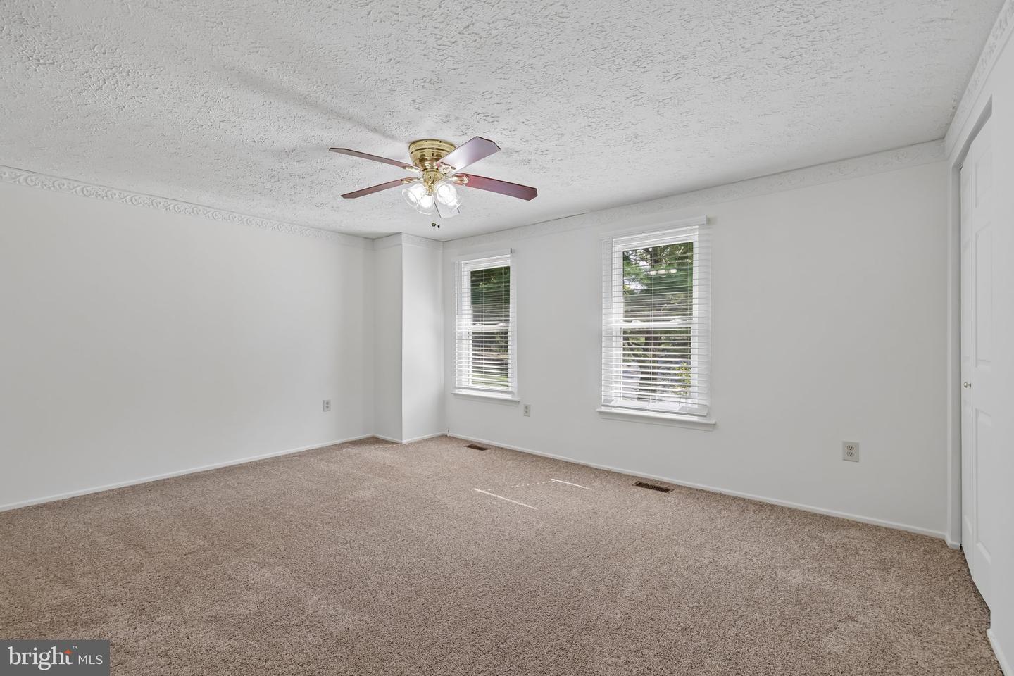 16301 Pewter Ln Property Photo 19
