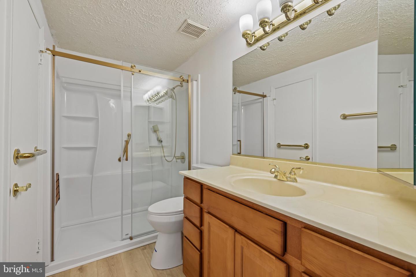 16301 Pewter Ln Property Photo 21